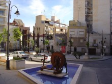 El Ayuntamiento de Crevillent realiza un tratamiento preventivo para el control de la legionela en los centros educativos