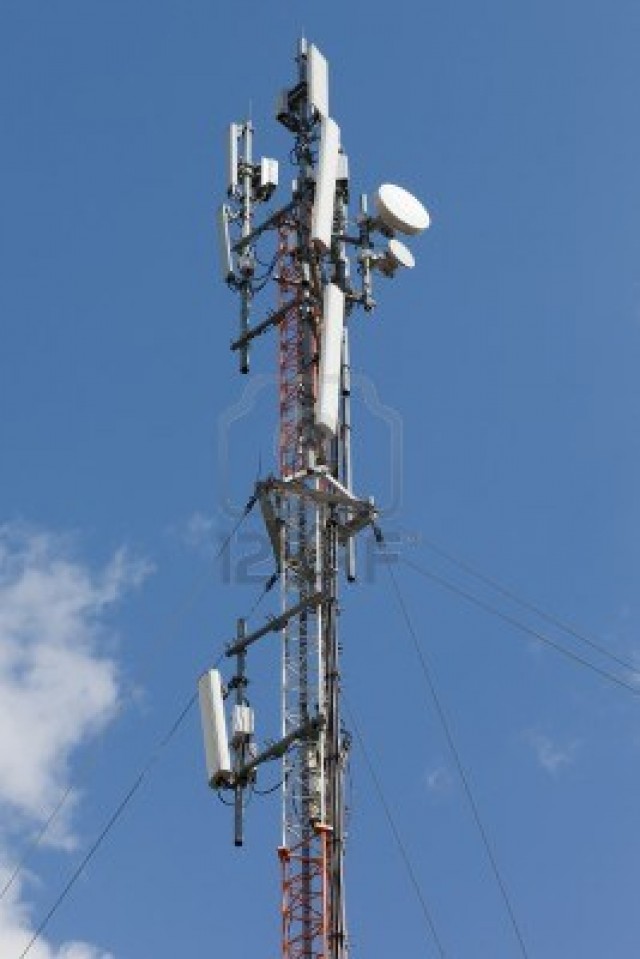 El Ayuntamiento desestima la instalación de antenas en la Vella y la implantación en El Boch de un centro de residuos