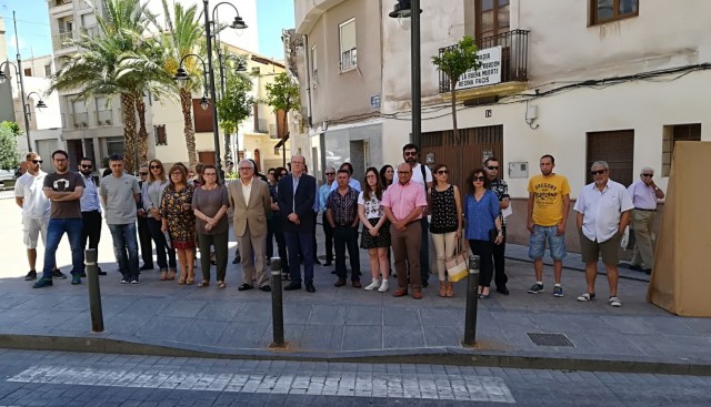 El Ayuntamiento se suma al minuto de silencio por los atentados de Londres