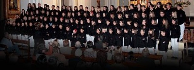 Abierta la matriculación para la Escuela Coral que imparte la Federación Coral con el patrocinio del Ayuntamiento