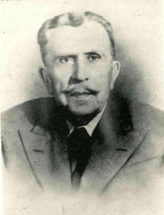 La solicitud de empadronamiento del empresario Augusto Mas Quesada, es el Documento del Mes de enero del Archivo Municipal