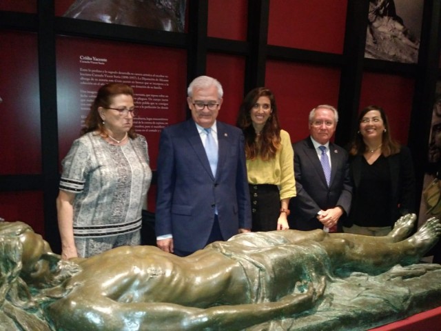 Presentado el catálogo de la muestra Crevillent Escultura Religiosa. MUBAG y Museo Mariano Benlliure