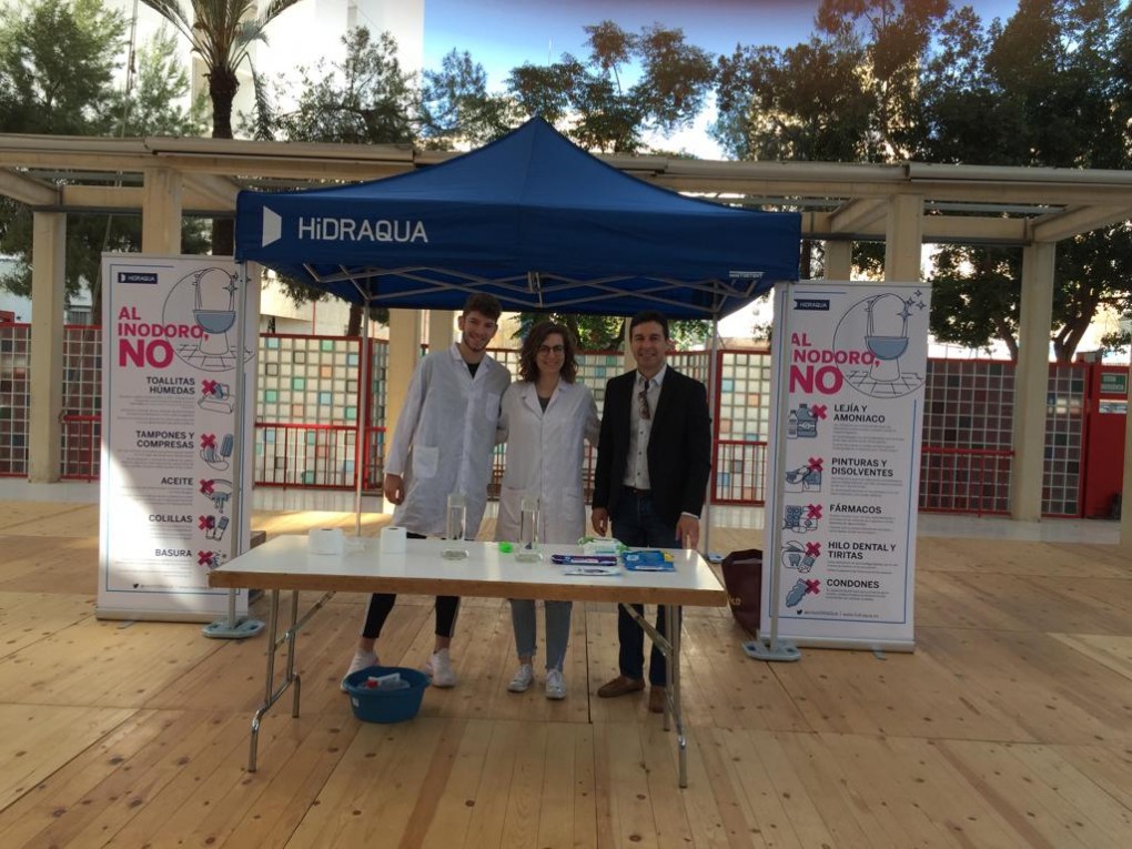 Educación e Hidraqua conciencian a los escolares de la importancia de no tirar toallitas por los problemas que genera al medio ambiente