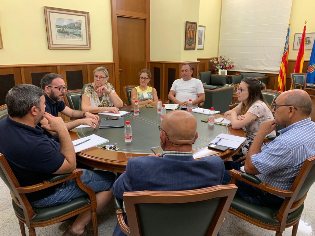 El Govern Municipal es reuneix per a perfilar els diferents aspectes de les festes patronals