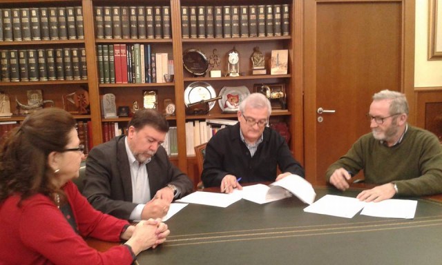 El Ayuntamiento firma convenios con  la Federación Coral y La Sociedad Unión Musical por importe de más de 99.000 €