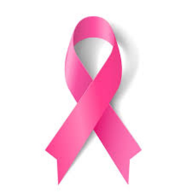 Lectura de un manifiesto con motivo del día Internacional de la lucha contra el cáncer de mama