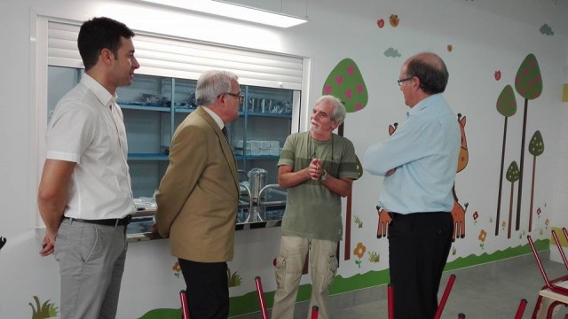 El Alcalde visita el nuevo comedor escolar finalizado en el colegio Miguel Hernández