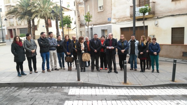 El Ayuntamiento se suma al minuto de silencio por la mujer asesinada el martes en valencia