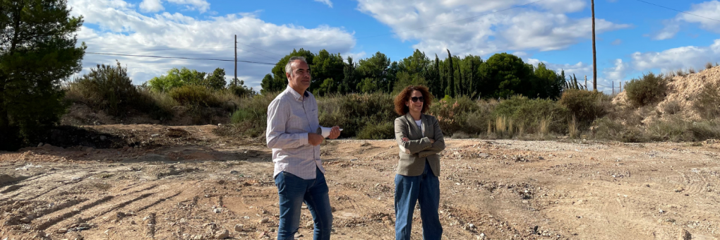 Comencen els treballs de restauració i neteja de residus en Partida Barrosa