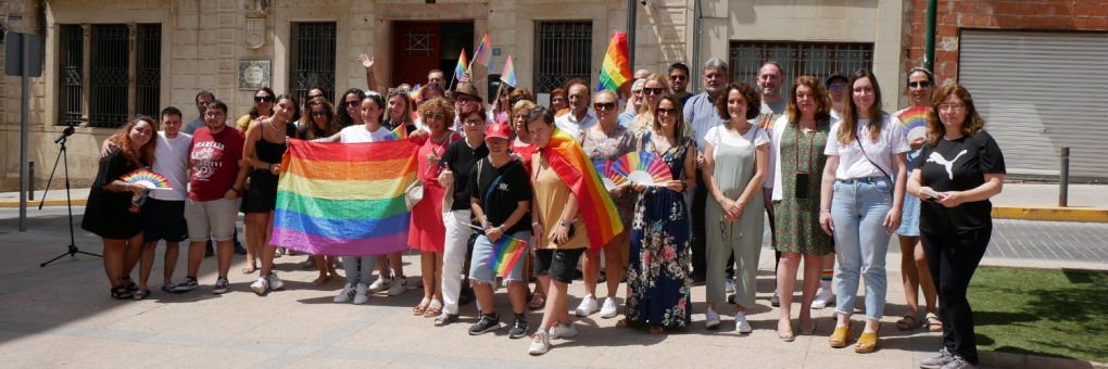 Crevillent s’ompli d’orgull per a commemorar el Dia de l’Orgull LGTBI