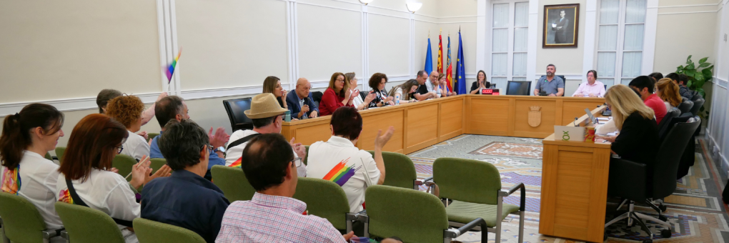 El Ple de Crevillent dona llum verda a l'I Pla LGTBIQ+ i al Pla Estratègic de Serveis Socials