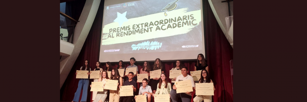 La Regidoria d’Educació atorga els diplomes als/les Premiats/des pel seu rendiment acadèmic