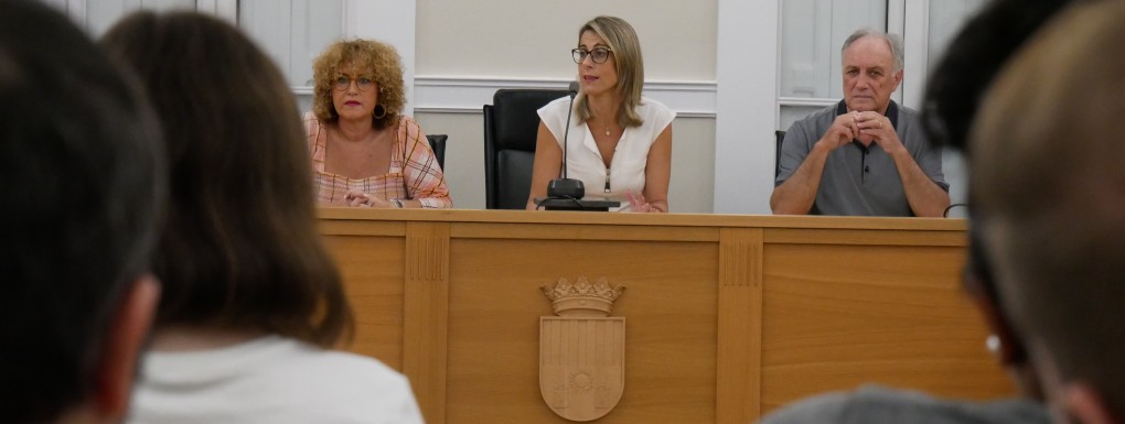El Ayuntamiento de Crevillent contrata a un total de 25 personas desempleadas a través de dos programas de empleo y formación
