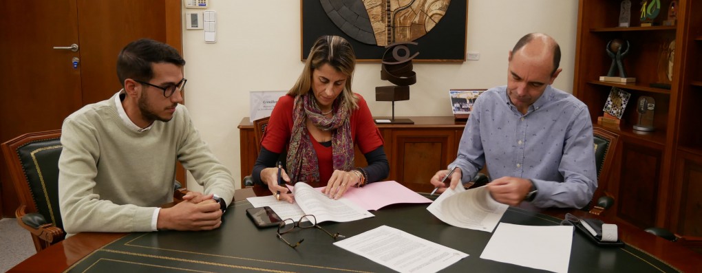 El Ayuntamiento de Crevillent renueva el convenio de colaboración con el Club Atletismo Marathon para seguir apoyando la celebración de la San Silvestre Crevillentina