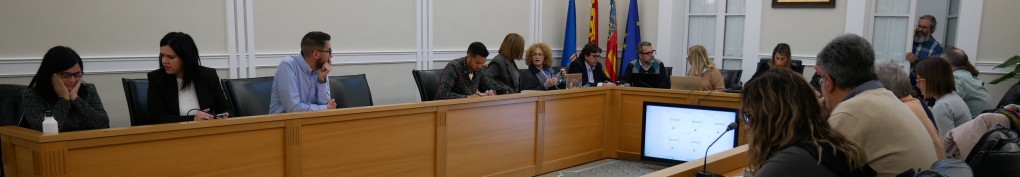 El pleno da luz verde a una modificación presupuestaria de casi 250.000 euros con destino a Limpieza Viaria y Residuos e inicia trámites para solicitar una subvención para la digitalización de la red de agua potable y saneamiento